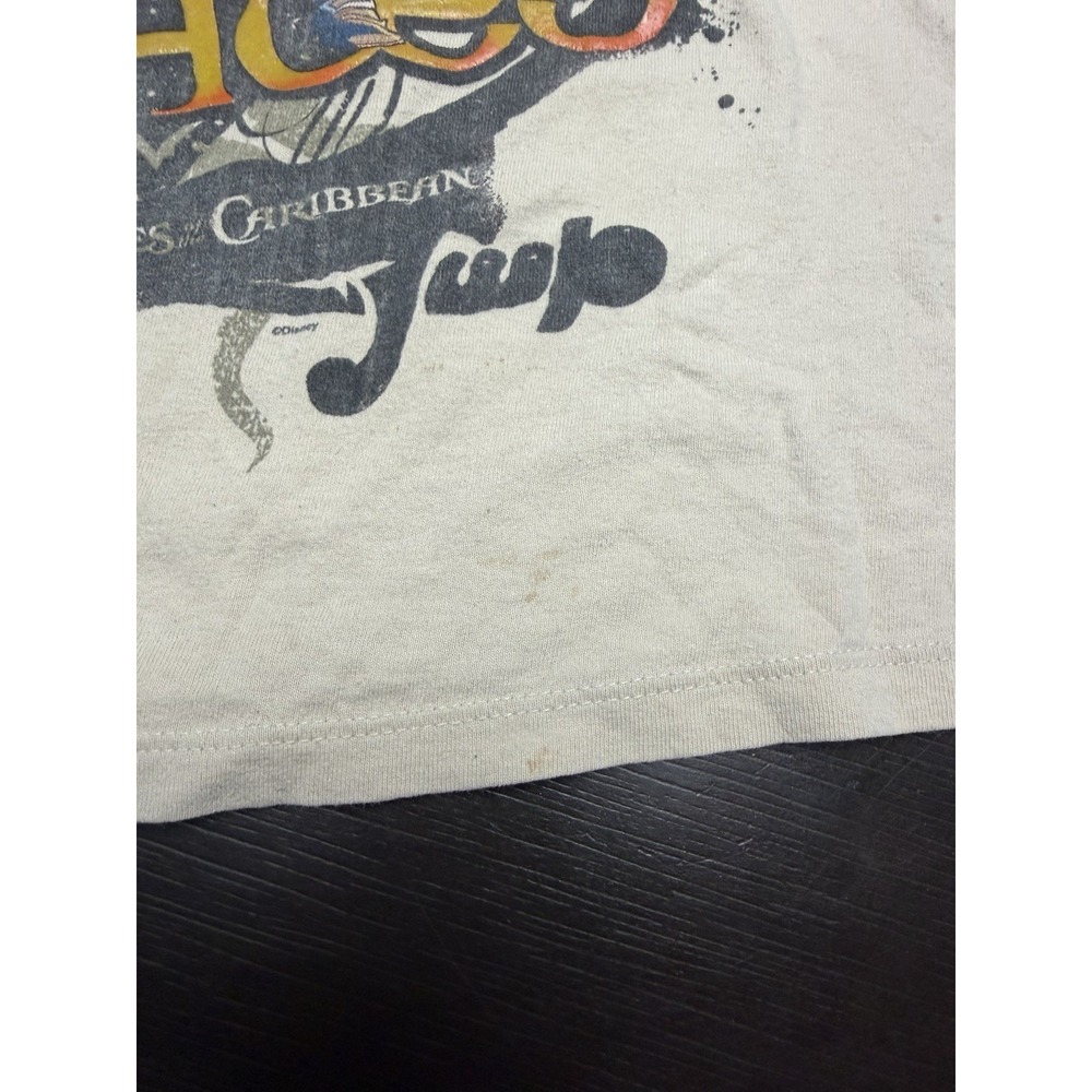 Vintage Y2K Disney Pirates of the Caribbean Kids T Shirt Size 7/8 (Stains) - Picture 3 of 15